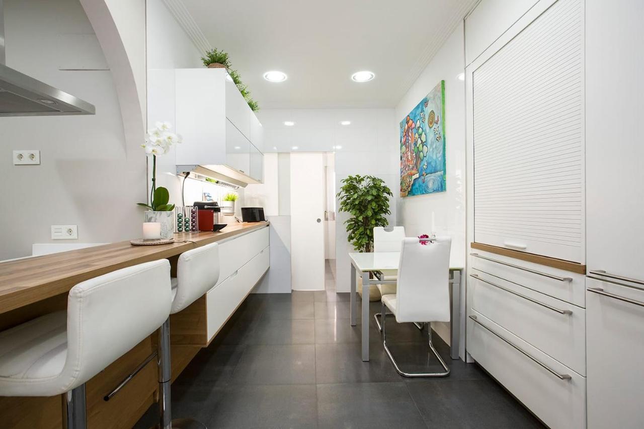 Habitacion En Vivienda Gran Via Bilbao Extérieur photo